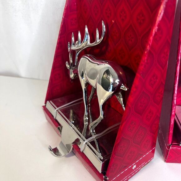 Reindeer Stocking Holder-Set of 2-NEW Silver Christmas 2003 Holiday Mantle Decor - Picture 3 of 6